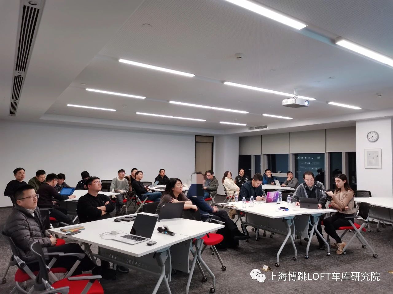 磐石杭州LOFT车库专题会